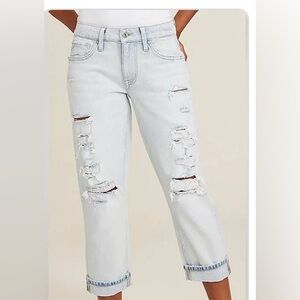 Women's Light Blue Distressed Cropped Jeans